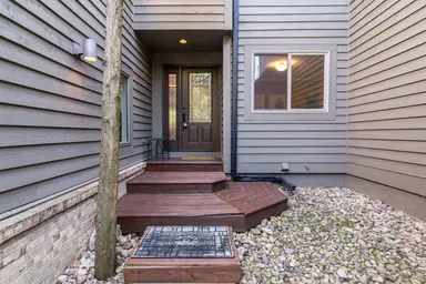 452 Village Oaks Court, Ann Arbor, MI 48103 — photo 3