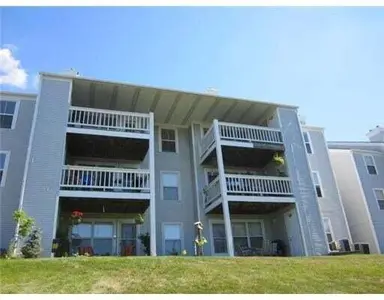 123 Fieldcrest 303, Ann Arbor, MI 48103 — photo 2