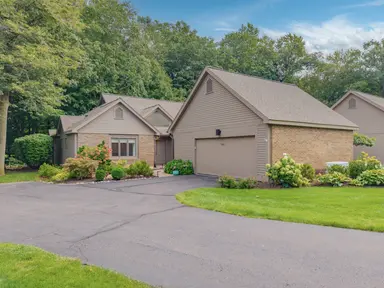 4596 Cottonwood Drive, Ann Arbor, MI 48108 — photo 2