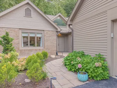 4596 Cottonwood Drive, Ann Arbor, MI 48108 — photo 4