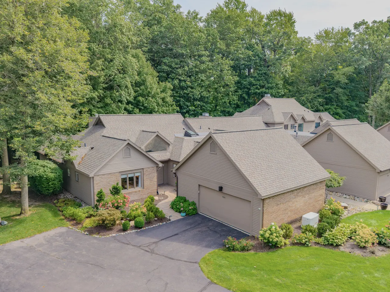 4596 Cottonwood Drive, Ann Arbor, MI 48108