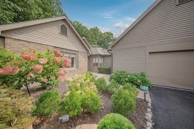 4596 Cottonwood Drive, Ann Arbor, MI 48108 — photo 3