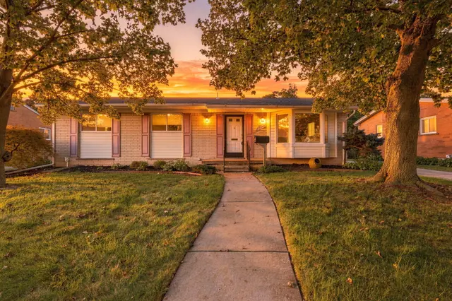 29821 Mason Street, Livonia, MI 48154