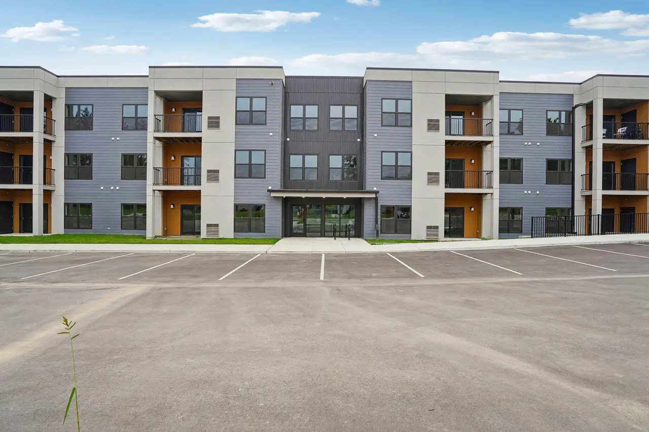 2675 Burton Road 205, Ann Arbor, MI 48104