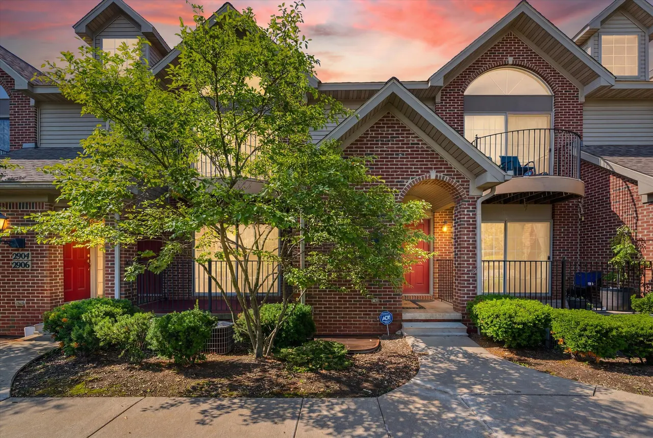 2910 N Signature Boulevard, Ann Arbor, MI 48103