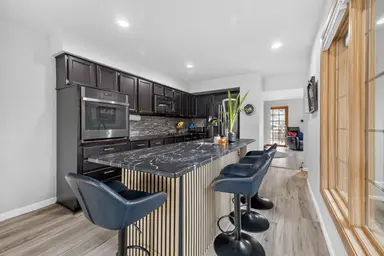 37676 N Laurel Park Drive 70, Livonia, MI 48152 — photo 4