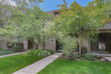 672 Greenhills Drive, Ann Arbor, MI 48105 — photo 2
