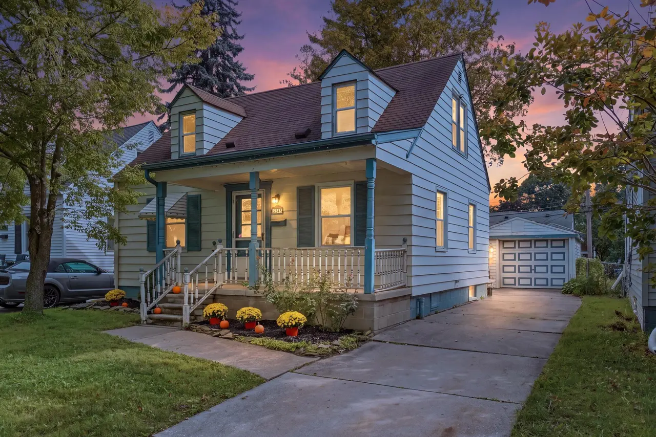 3445 Detroit Street, Dearborn, MI 48124