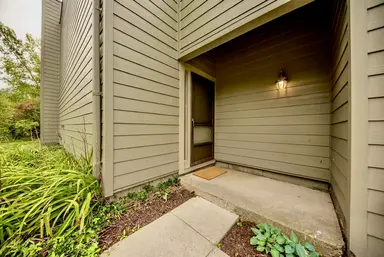 690 Peninsula Court, Ann Arbor, MI 48105 — photo 4