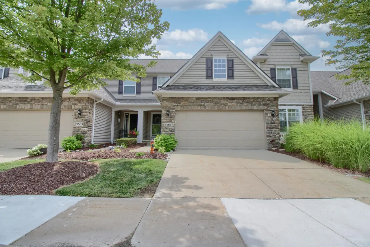 5565 Gallery Park Drive, Ann Arbor, MI 48103