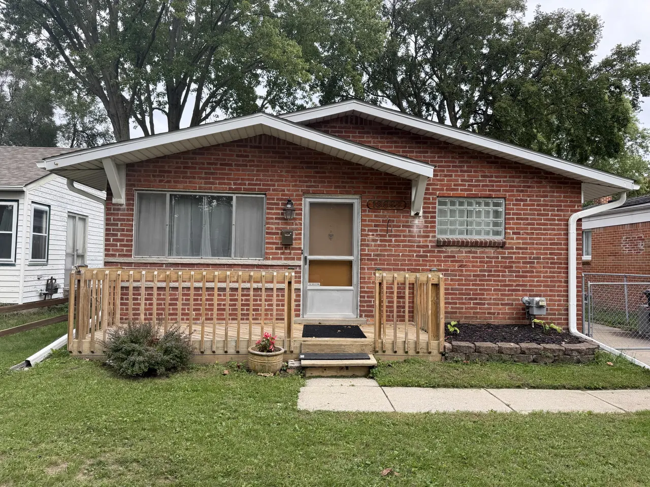 19662 Saint Francis, Livonia, MI 48152