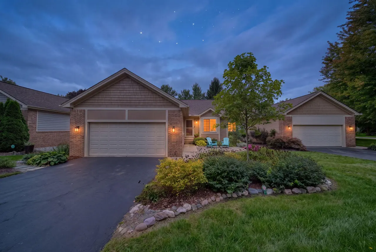 4029 Boulder Pond Drive, Ann Arbor, MI 48108