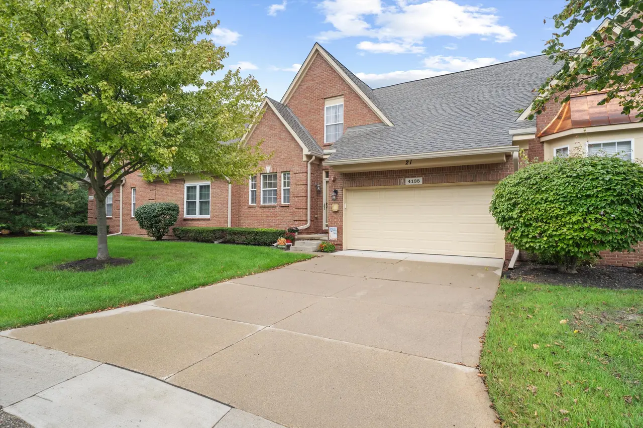 4135 Forest Bridge Drive, Canton, MI 48188