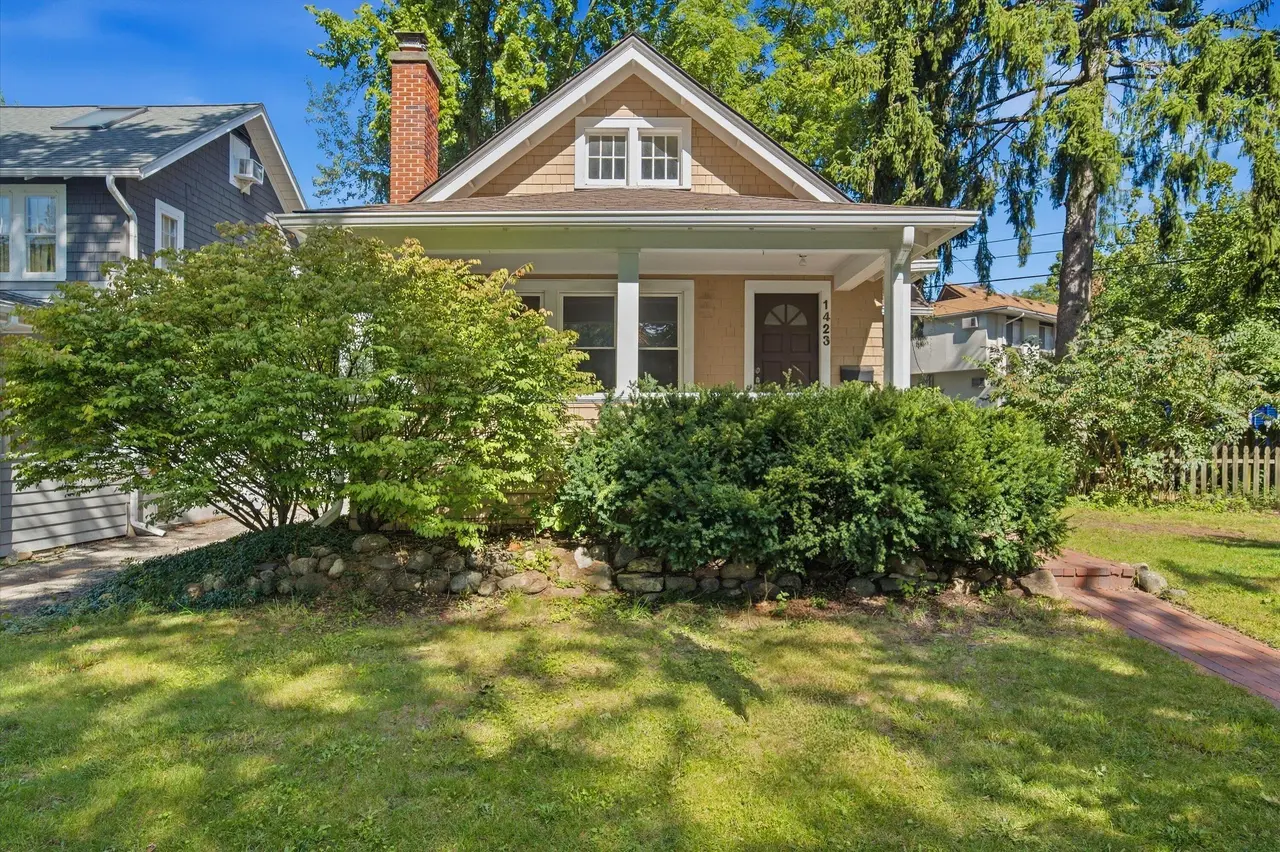 1423 Henry Street, Ann Arbor, MI 48104
