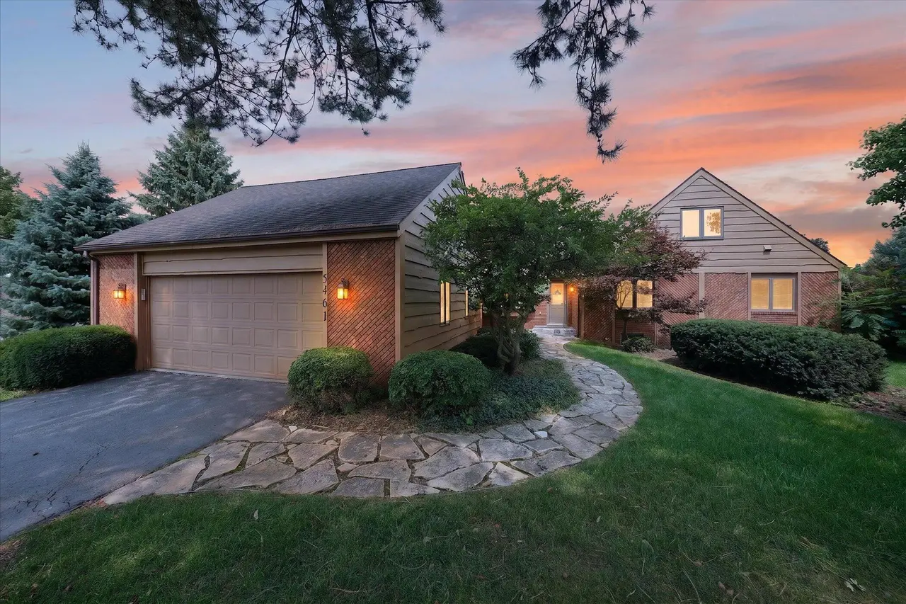 5461 Countryside Drive, Saline, MI 48176