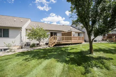 515 Sycamore Circle, Saline, MI 48176 — photo 2