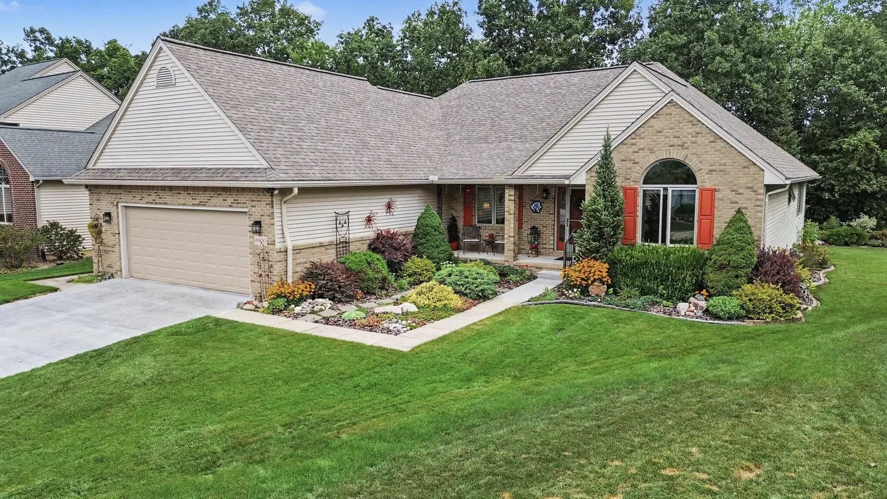 6900 Wellington Drive, Dexter, MI 48130