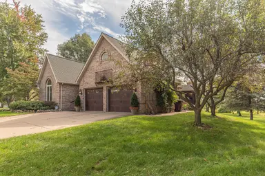 10445 E Stony Creek Road, Milan, MI 48160 — photo 2