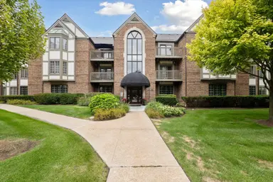797 Deer Court, Plymouth, MI 48170 — photo 2
