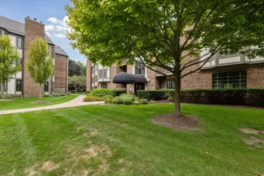 797 Deer Court, Plymouth, MI 48170 — photo 3