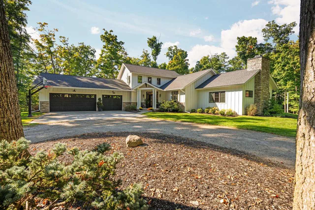 3650 Robert Lane, Ann Arbor, MI 48103