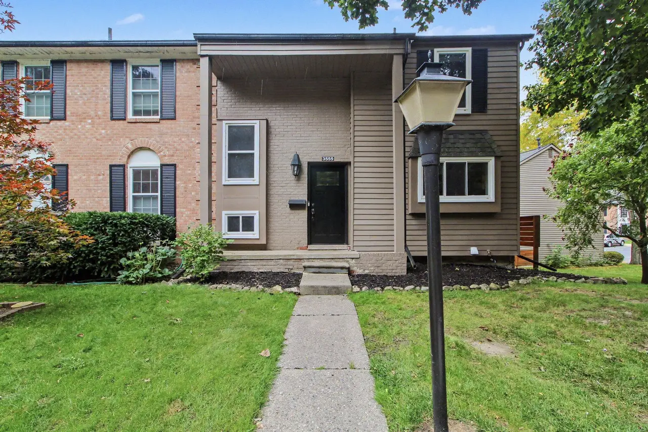 3555 Burbank Drive, Ann Arbor, MI 48105