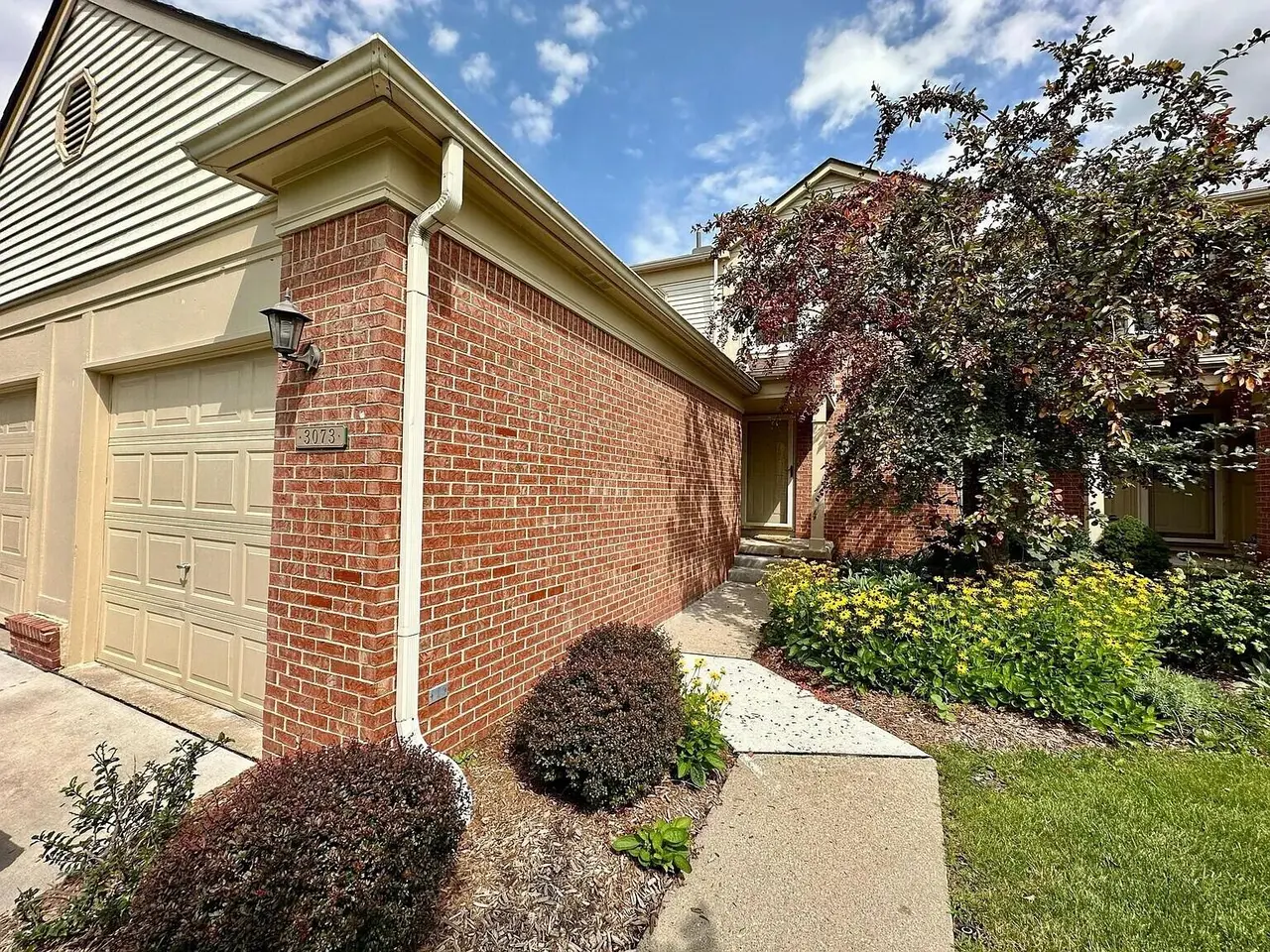 3073 Ailsa Craig Drive, Ann Arbor, MI 48108