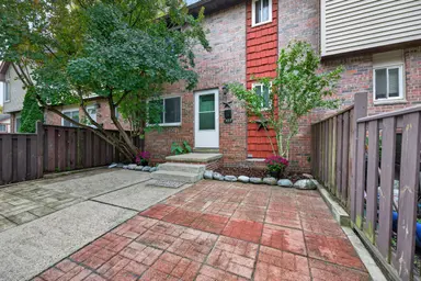 552 Terrace Lane E, Ypsilanti, MI 48198 — photo 2