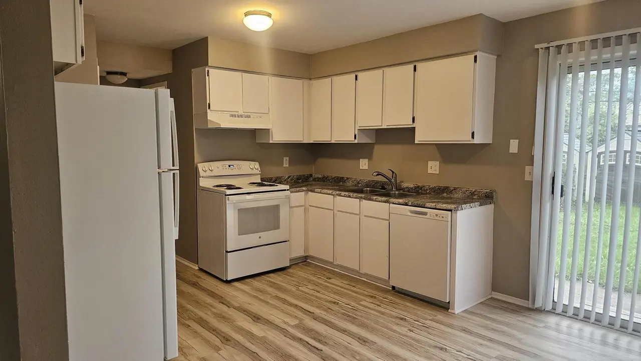 2048 N Sheldon Road, Canton, MI 48187