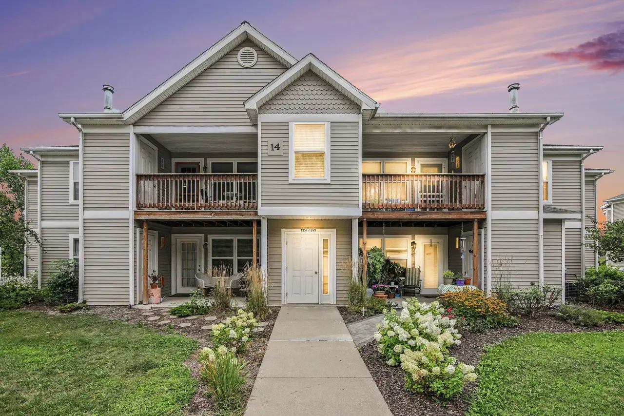1353 Millbrook Trail, Ann Arbor, MI 48108