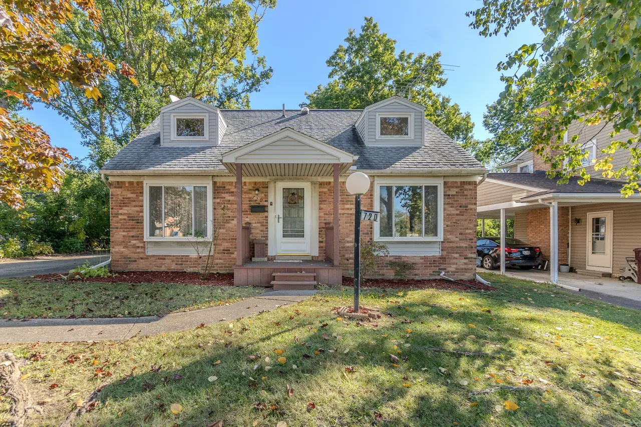 720 N Maple Road, Ann Arbor, MI 48103