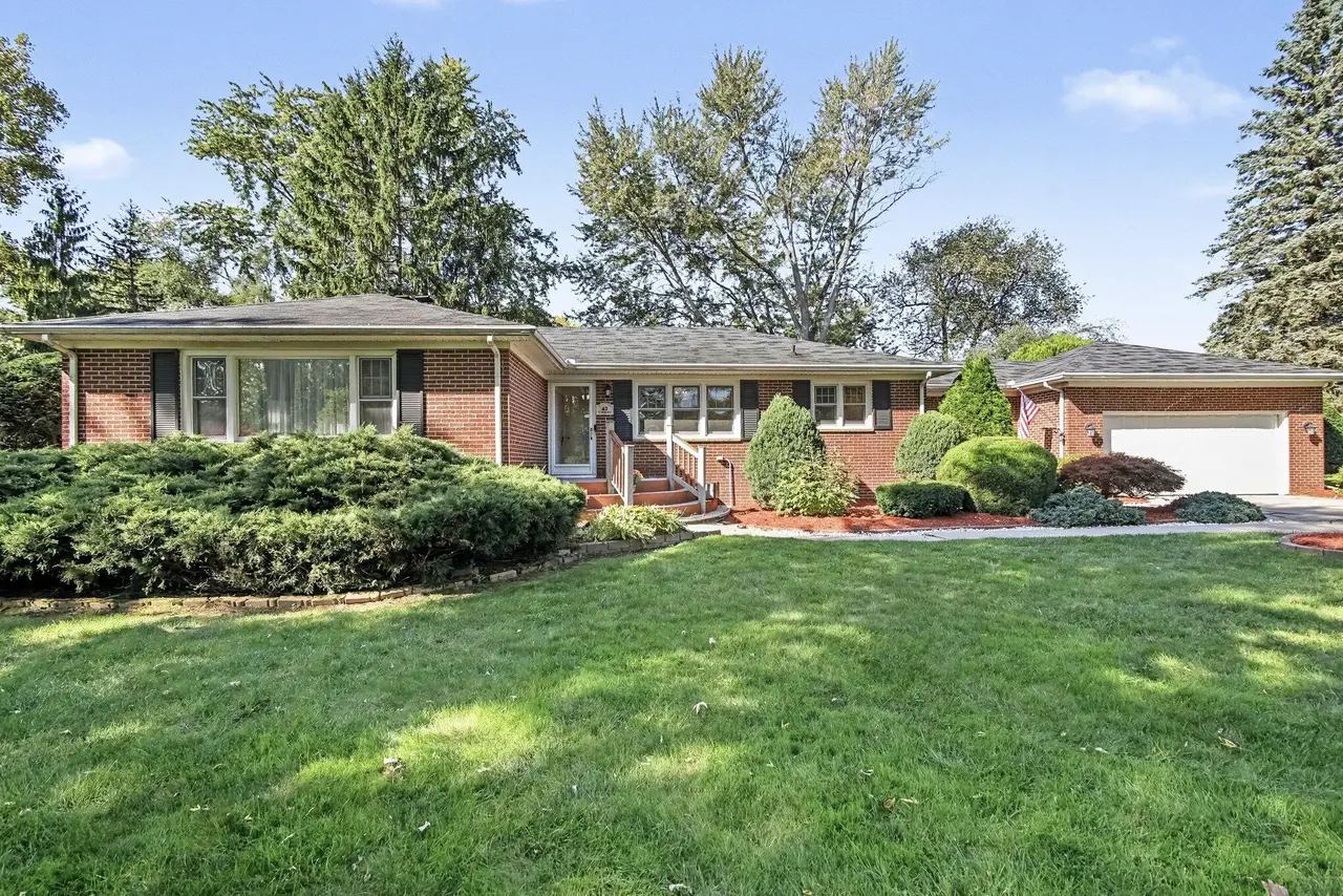 43 N Clubview Drive, Ypsilanti, MI 48197