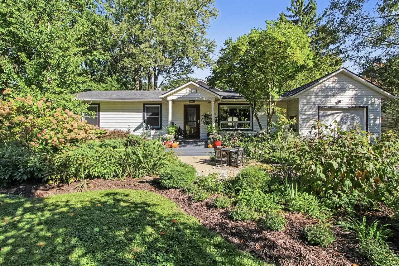 742 Kuehnle Avenue, Ann Arbor, MI 48103