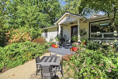 742 Kuehnle Avenue, Ann Arbor, MI 48103 — photo 2