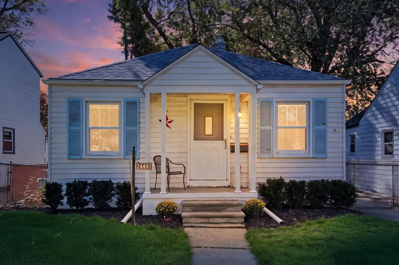 24441 Penn Street, Dearborn, MI 48124