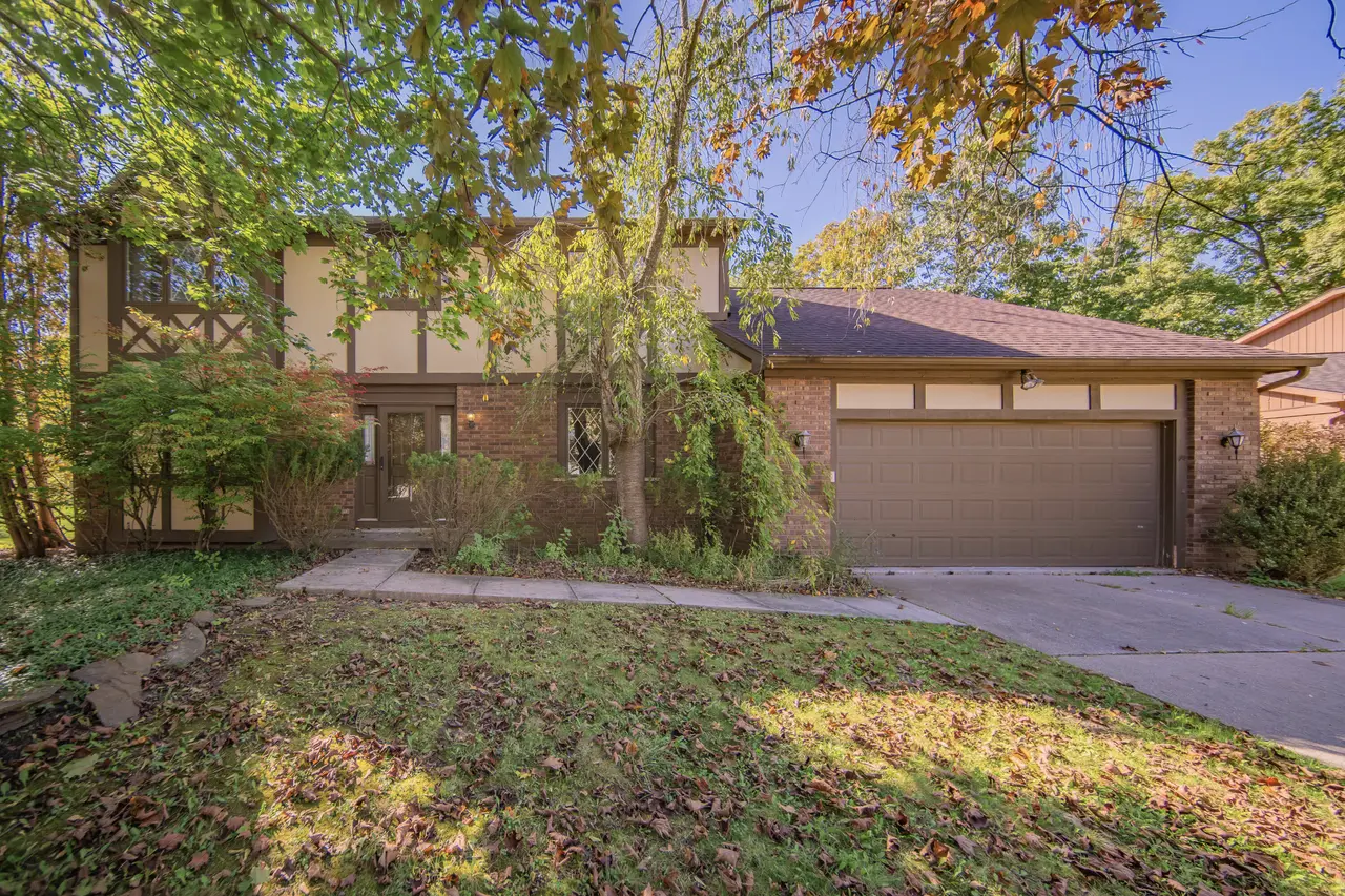 1205 Wynnstone Drive, Ann Arbor, MI 48105