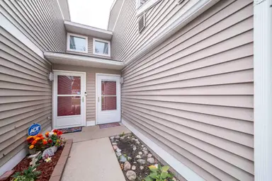 2120 Stone School Circle, Ann Arbor, MI 48108 — photo 2