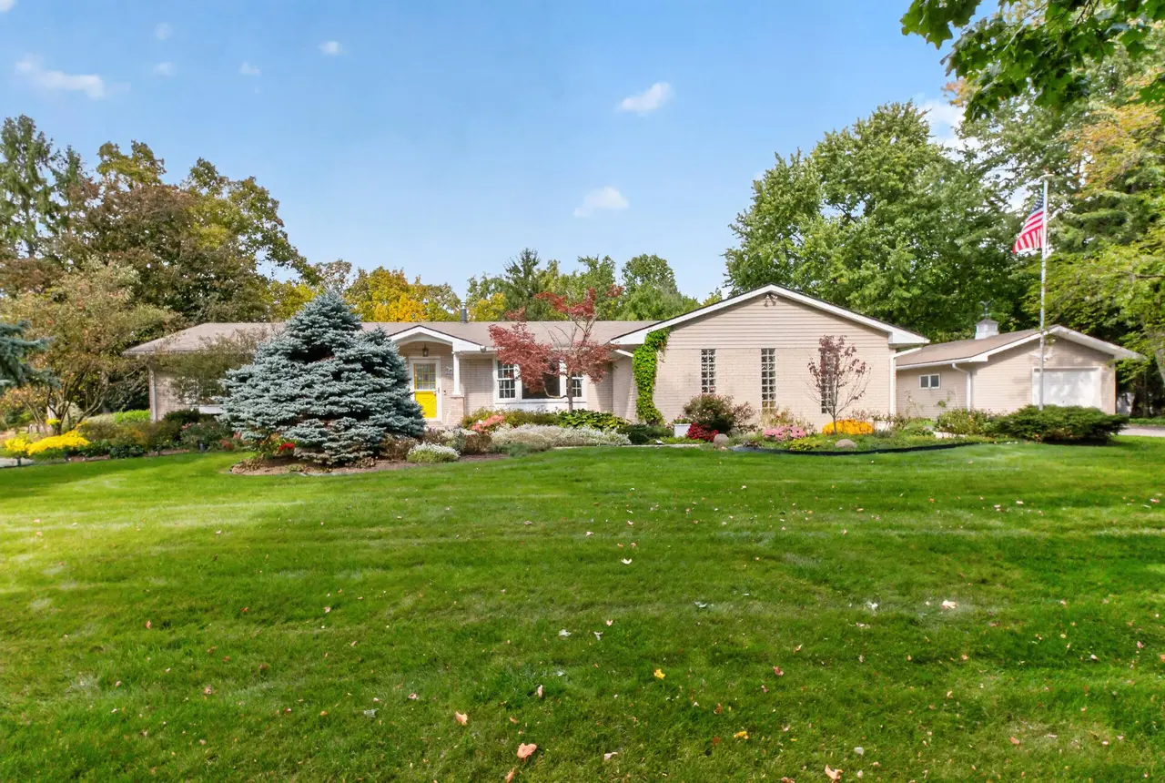 8515 Acorne Avenue, Milan, MI 48160