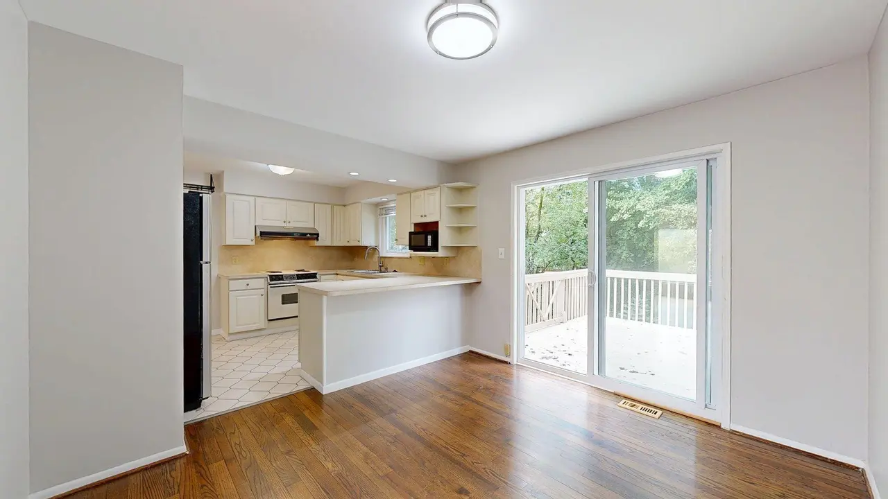 2065 Yorktown Drive, Ann Arbor, MI 48105