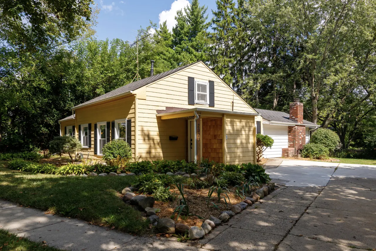 2323 Yost Boulevard, Ann Arbor, MI 48104