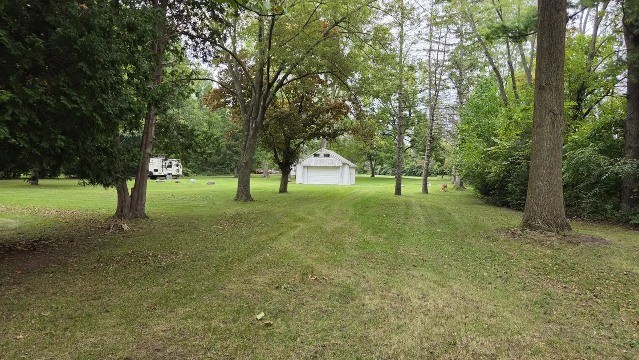 8783 Mckean Road, Willis, MI 48191