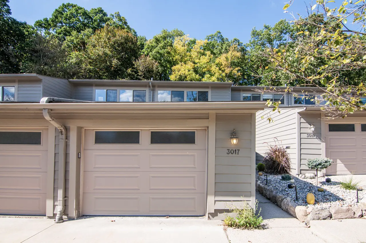 3017 Lakehaven Court, Ann Arbor, MI 48105