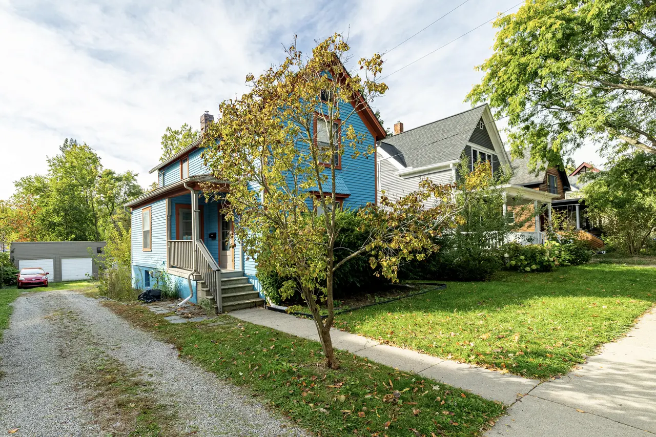 605 W Washington Street, Ann Arbor, MI 48103