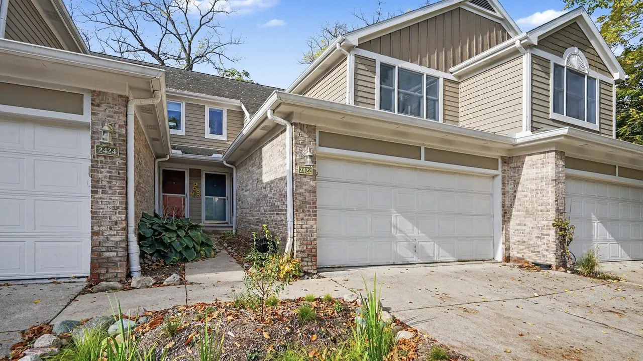 2422 Mulberry Court, Ann Arbor, MI 48104