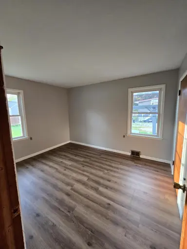 625 Dexter Street 625 and 627, Milan, MI 48160 — photo 4