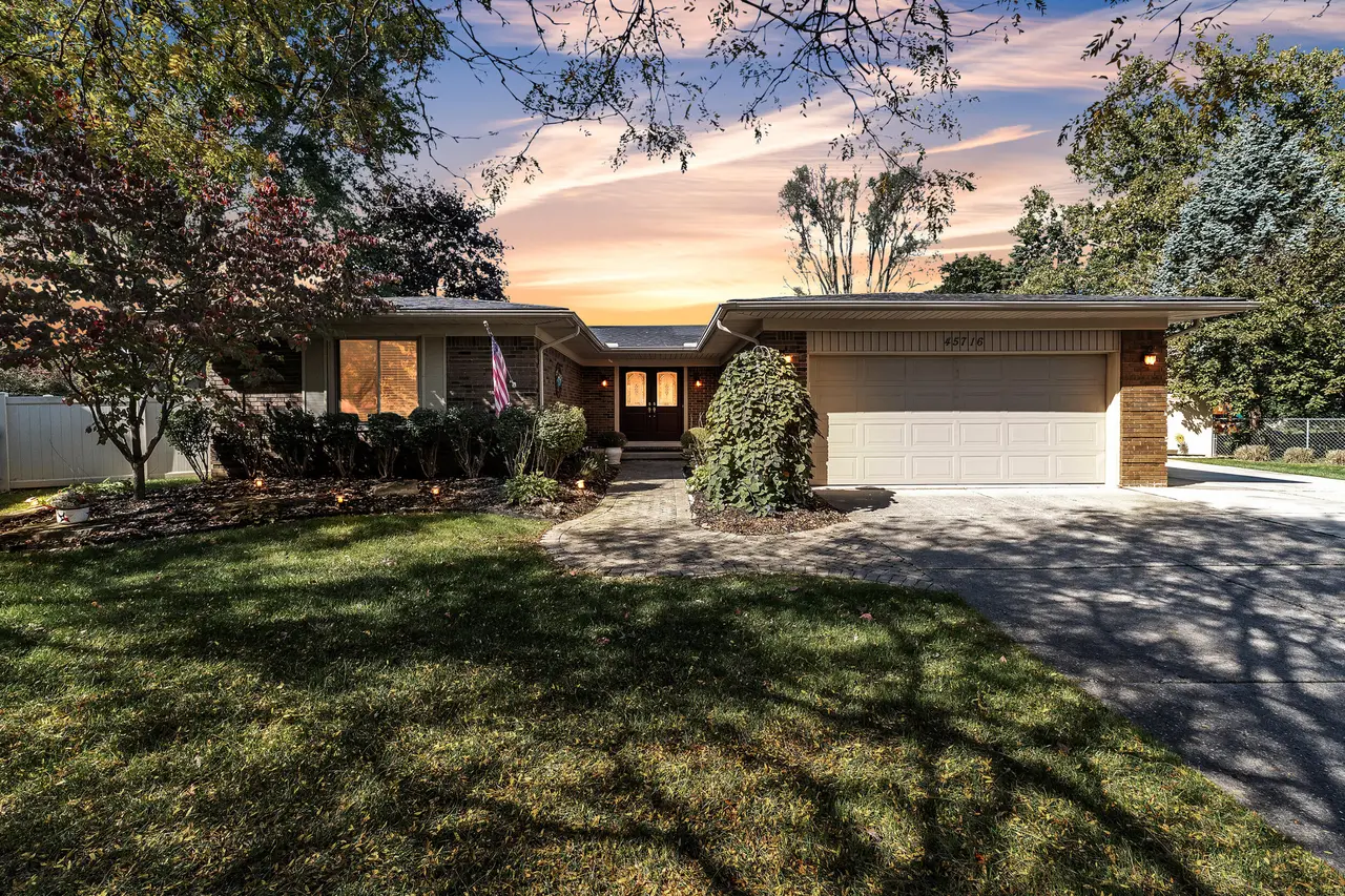 45716 Drexel Road, Canton, MI 48187