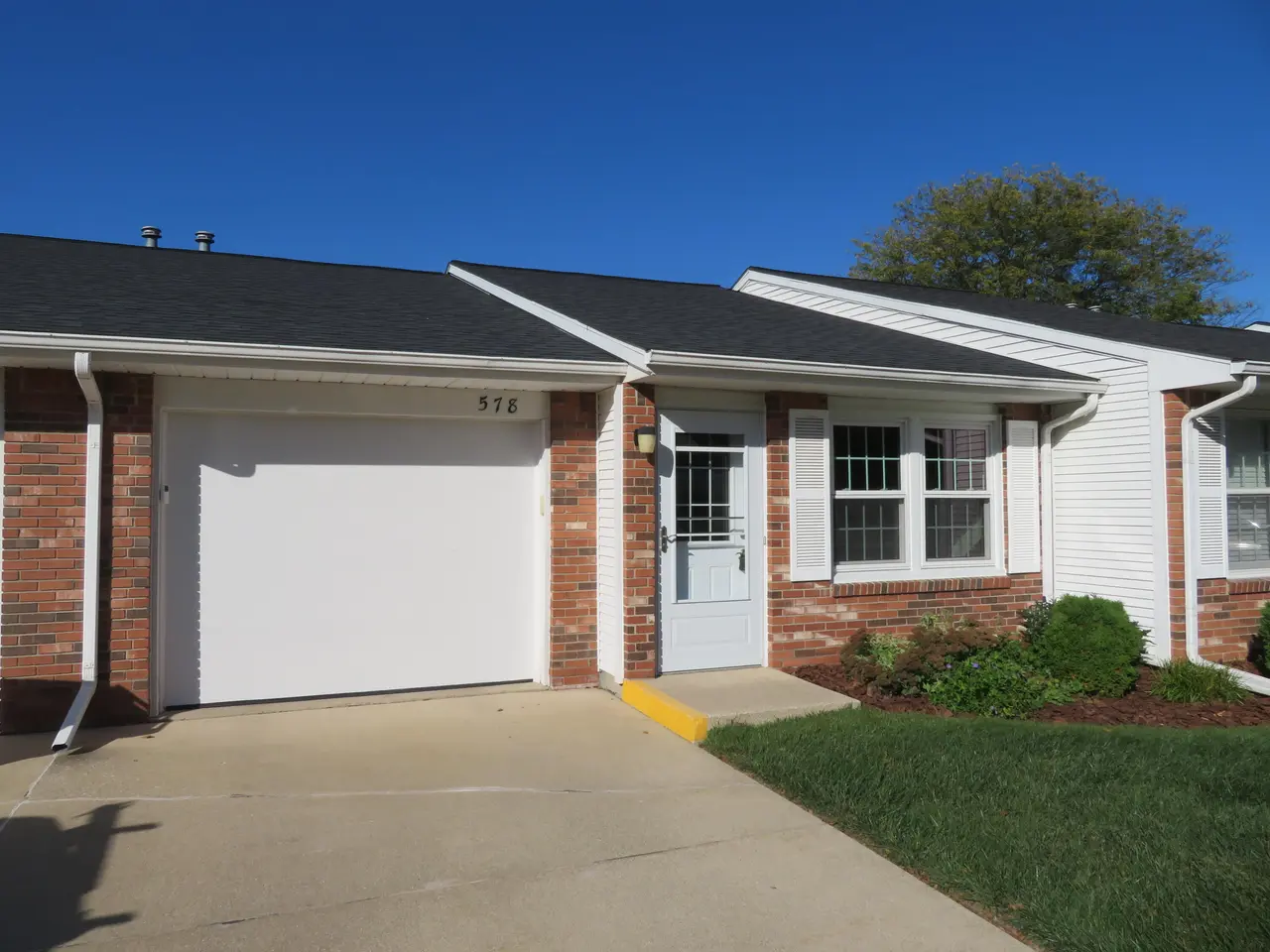578 Yorkshire Square, Milan, MI 48160