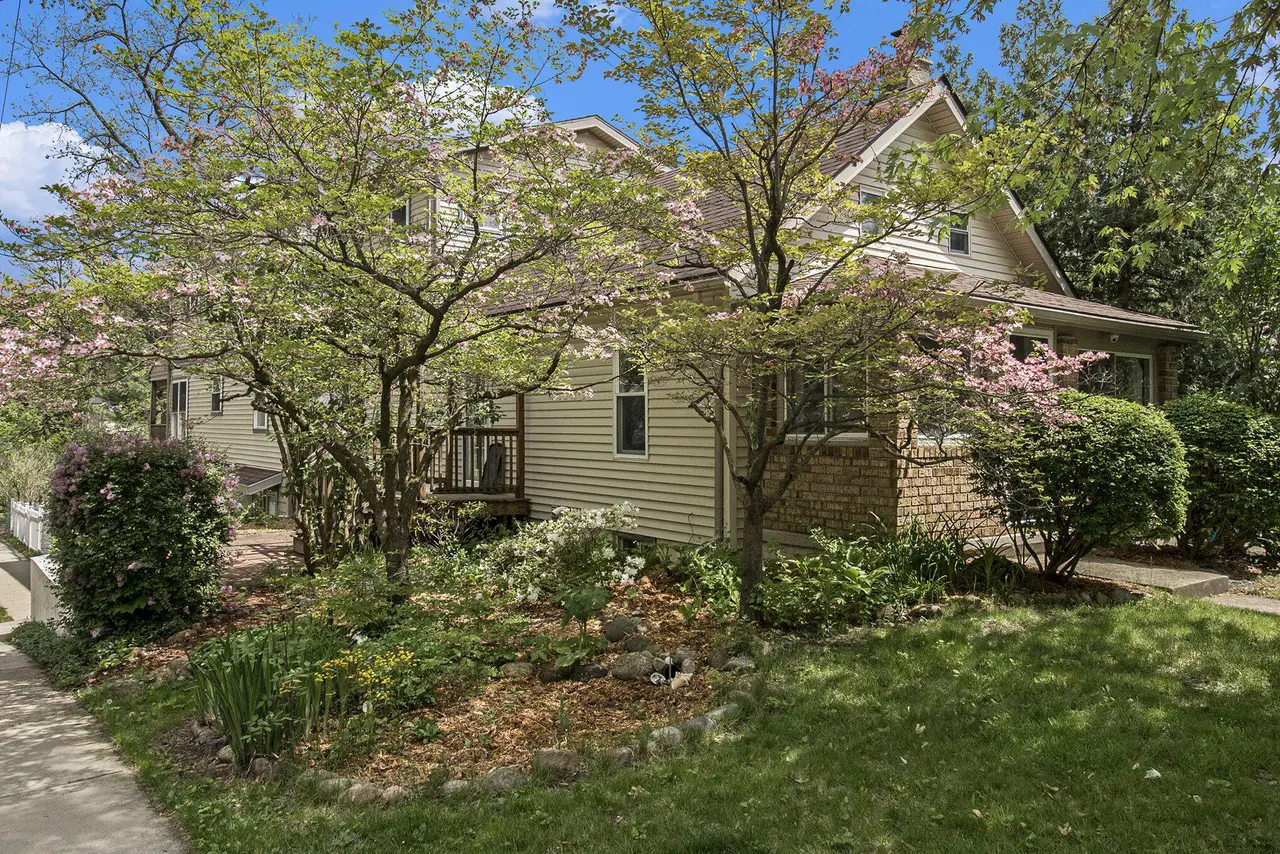 916 Brooks Street, Ann Arbor, MI 48103