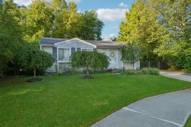 7 Burlingame Court, Ann Arbor, MI 48108 — photo 3