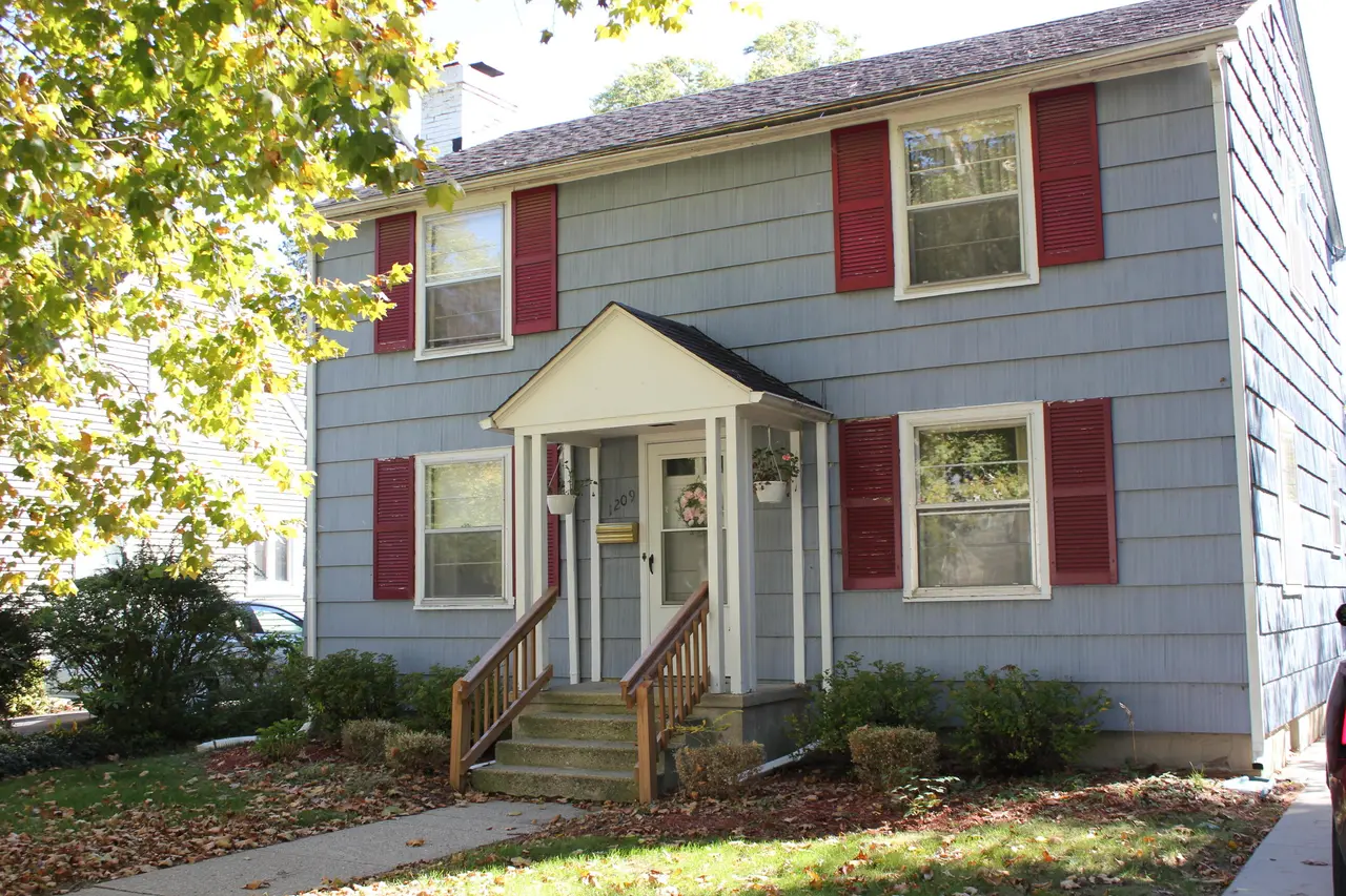 1209 Grant Street, Ypsilanti, MI 48197